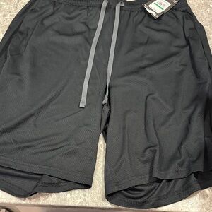 Under Armour Black Men's Athletic Shorts